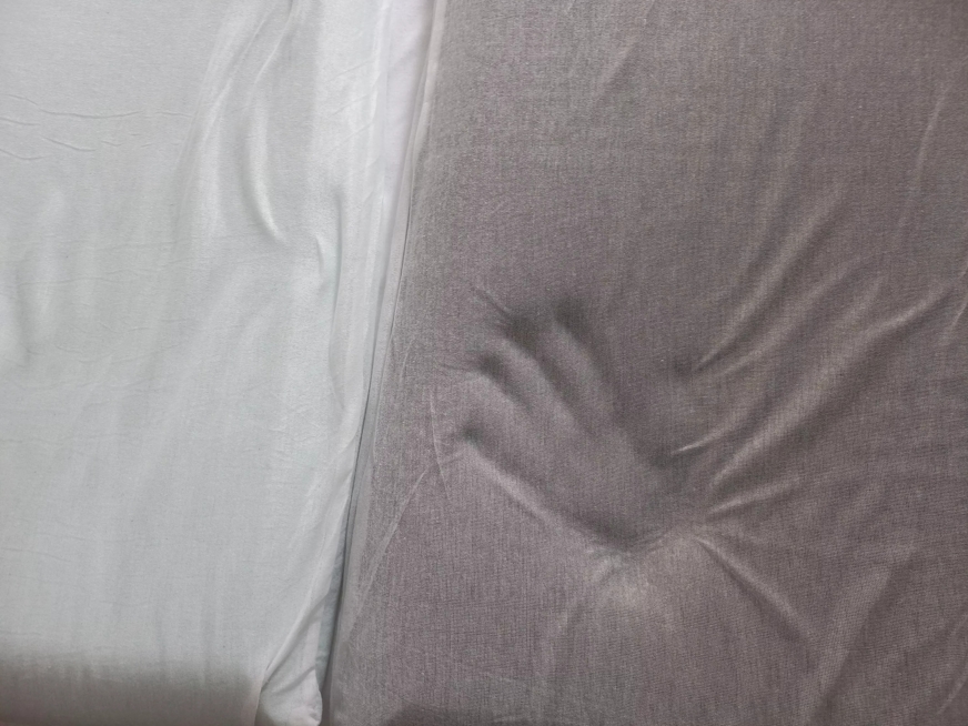 mao na espuma de memoria